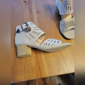 Women's dress sandal